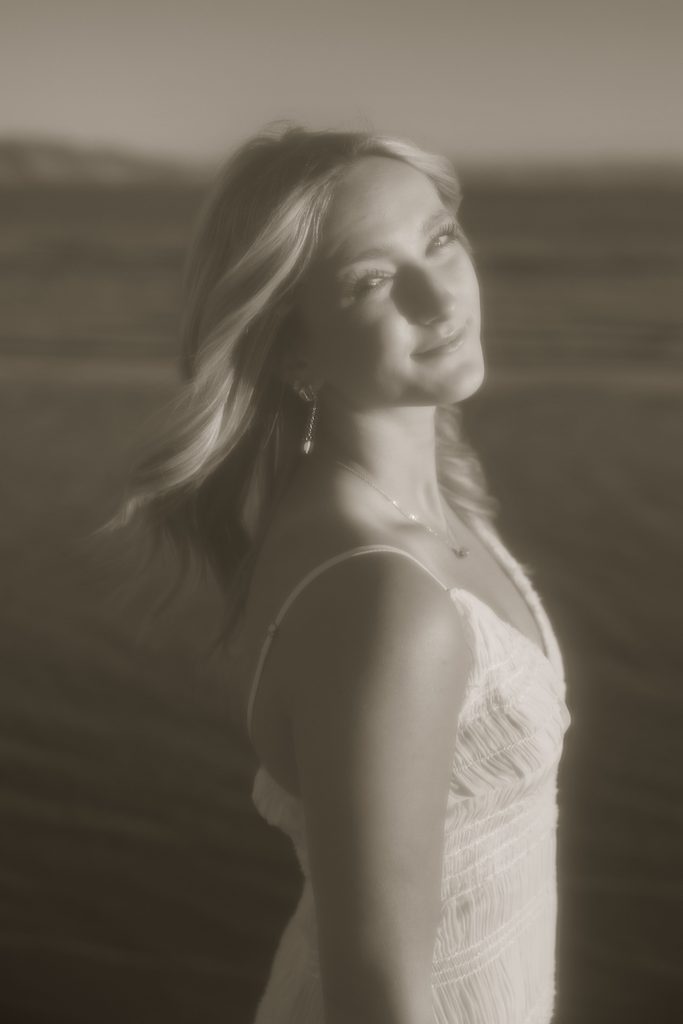 Cinematic senior photos trend — grainy, film-style senior portrait by Kate Hulsey Photography in Pocatello, Idaho